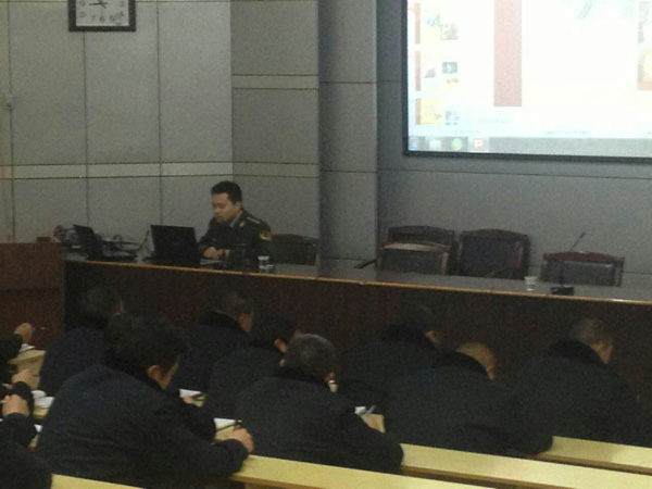 1月25日邀請巿消防大隊邢大隊長，進行消防安全知識講座